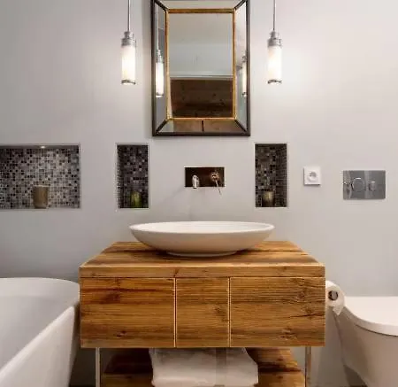 6br Beautiful Chalet In