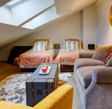 6br Beautiful Chalet In