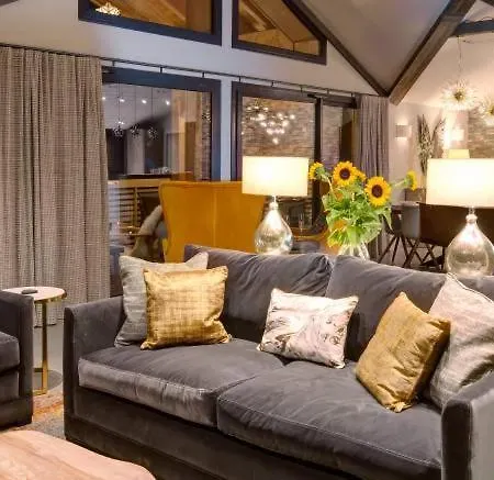 6br Beautiful Chalet In Βίλα