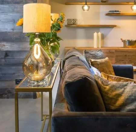 6br Beautiful Chalet In Βίλα Châtel