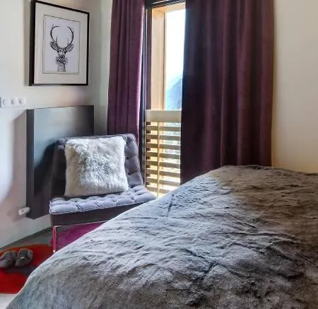 6br Beautiful Chalet In